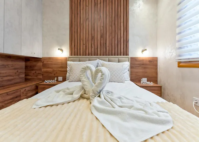 Apartment & Pino Mons 1 *